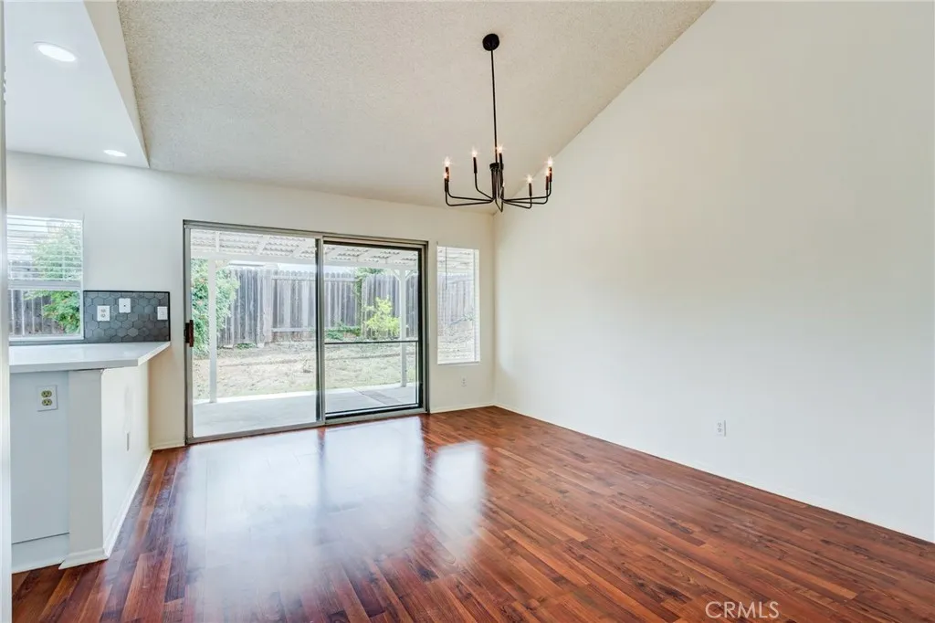 https://cdn.realtyfeed.com/cdn/127/306526285/2de5a738bc43ff014c2f3938130b0a30.webp