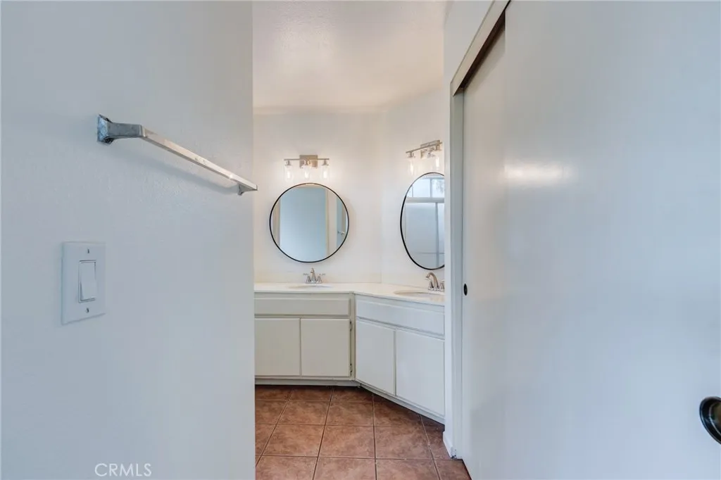 https://cdn.realtyfeed.com/cdn/127/306526288/2a455f92e02bc658ff6046f6cfc20c52.webp
