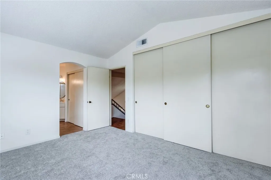 https://cdn.realtyfeed.com/cdn/127/306526288/cbb4666d43e1f9ff428a171ed621d3a2.webp
