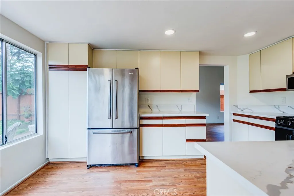 https://cdn.realtyfeed.com/cdn/127/306526288/d57a499a15a5a7e5cfa65c33242db12c.webp