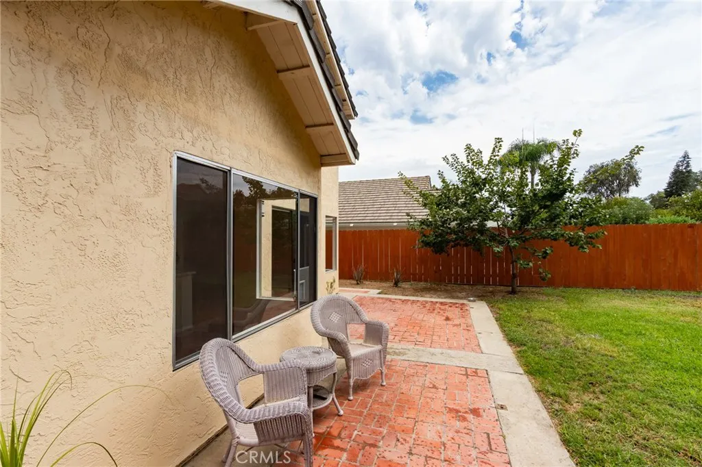 https://cdn.realtyfeed.com/cdn/127/306526288/f74a5b0ac80ccdf1881ac1d2a2a908b2.webp