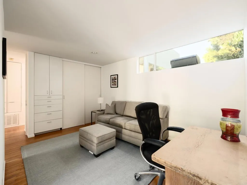 https://cdn.realtyfeed.com/cdn/127/306526330/1b6106995b43a5c51097ab11b3e378a2.webp