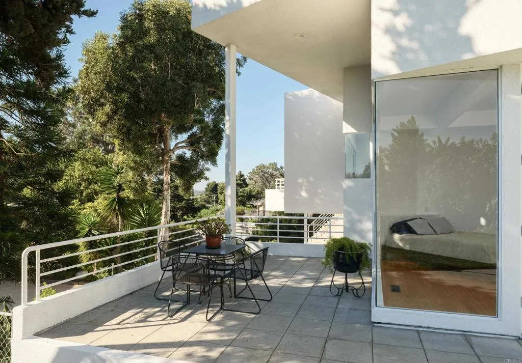 https://cdn.realtyfeed.com/cdn/127/306526330/1f291c64b2da04e897307f4f61d288ce.webp
