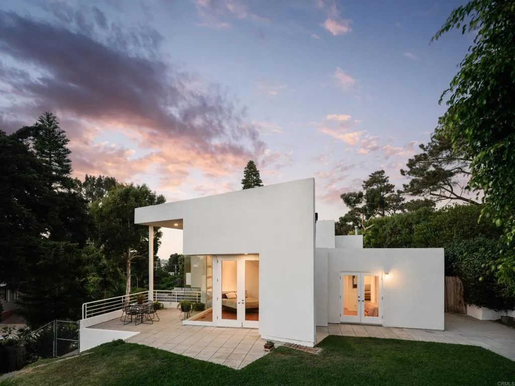 https://cdn.realtyfeed.com/cdn/127/306526330/3e0456986f11b3896fedc451ebf255a1.webp