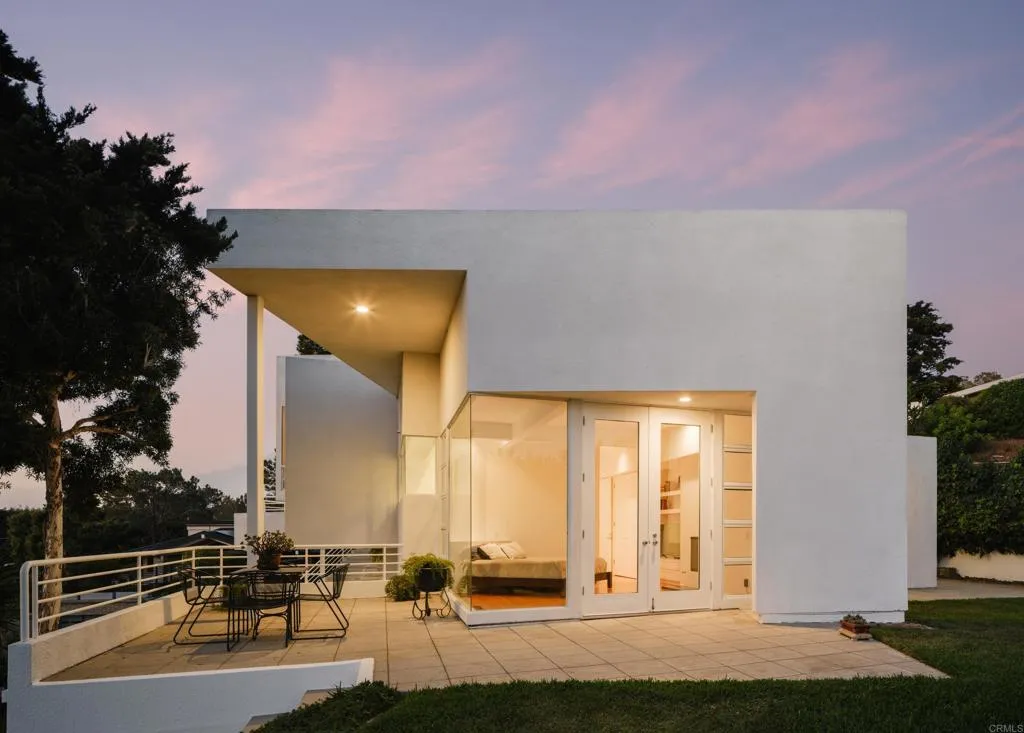https://cdn.realtyfeed.com/cdn/127/306526330/563499de6a1dbf2fab99e3fd7f739b82.webp