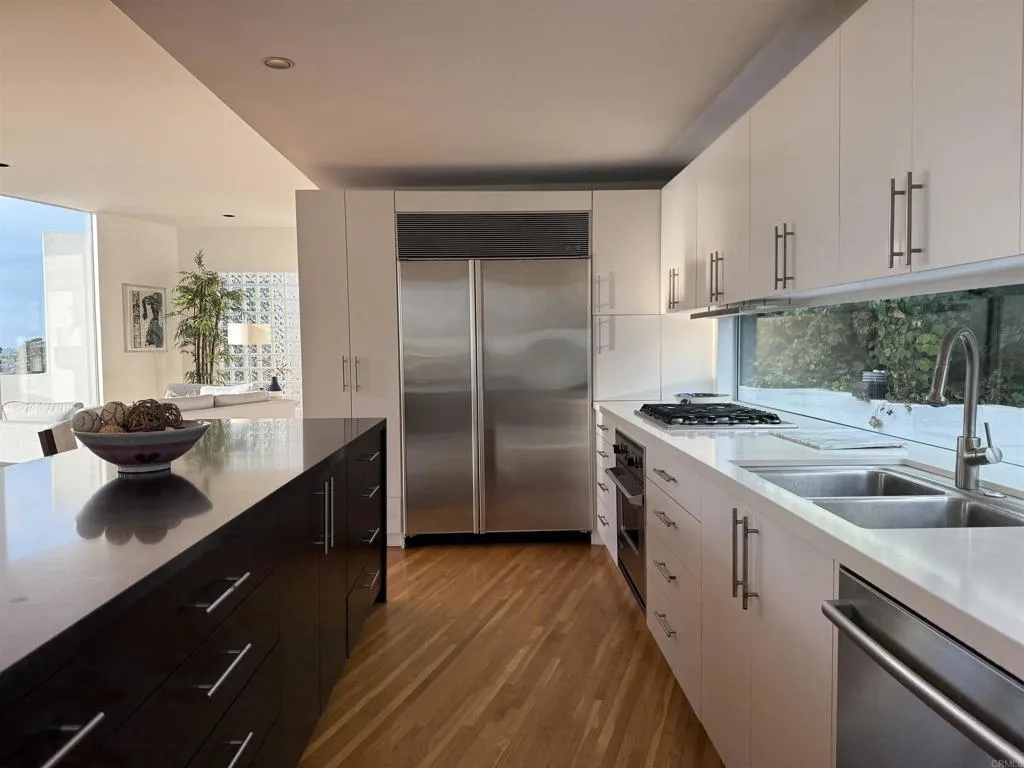https://cdn.realtyfeed.com/cdn/127/306526330/68b3be9bab1490fbf6f7eb1c8d6d8b7c.webp