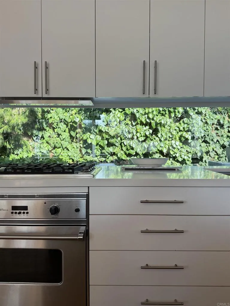 https://cdn.realtyfeed.com/cdn/127/306526330/7f65eb2682d03f410fce87d4d675b5ca.webp