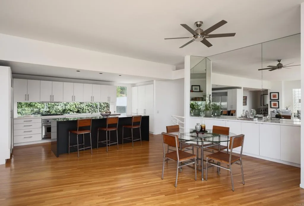 https://cdn.realtyfeed.com/cdn/127/306526330/c738691fe0a1bf31f9c2b32e08c43c8a.webp
