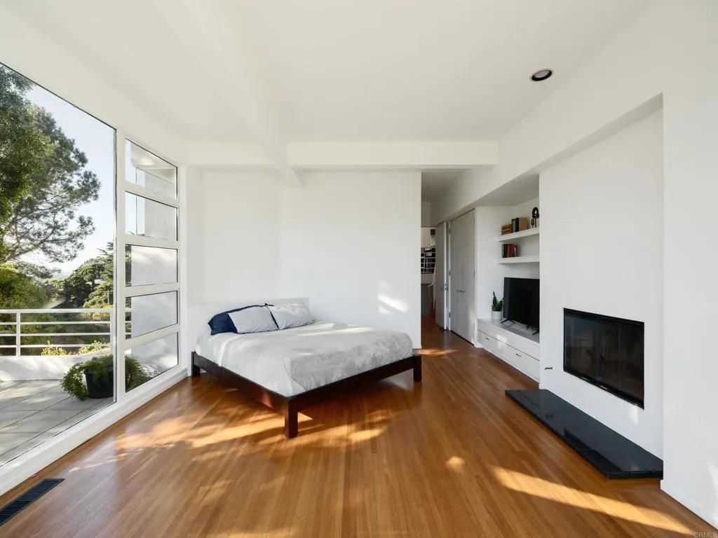 https://cdn.realtyfeed.com/cdn/127/306526330/e558eafcc8d22a29c2c099d3846f23ce.webp