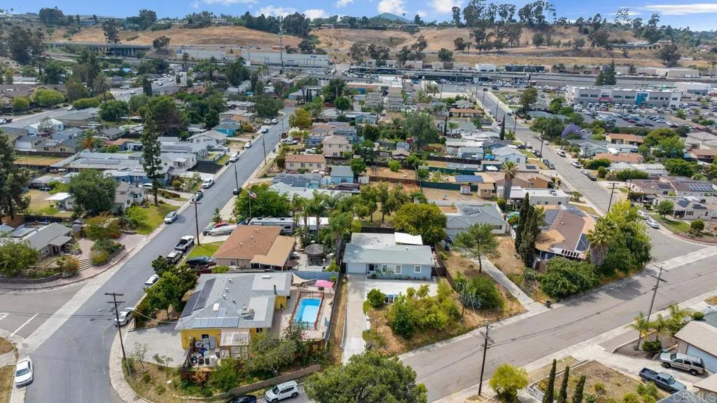 https://cdn.realtyfeed.com/cdn/127/306527493/4e4a7d37f550c4fad01803b2d10e7692.webp