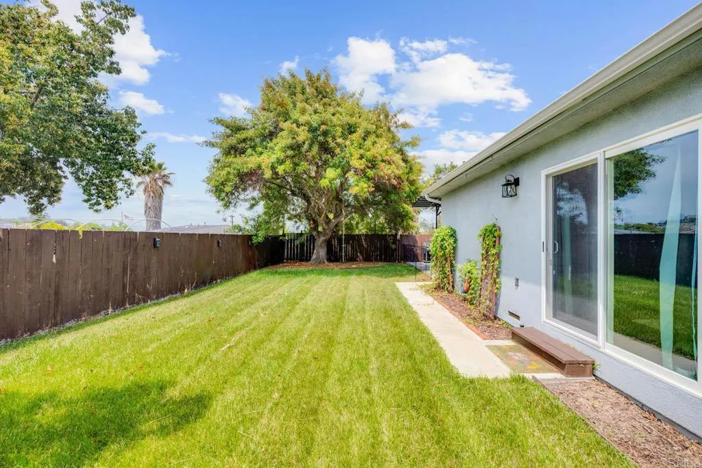 https://cdn.realtyfeed.com/cdn/127/306527493/7ee2b03abe2c29b85ad9b4dbf0b2a1af.webp