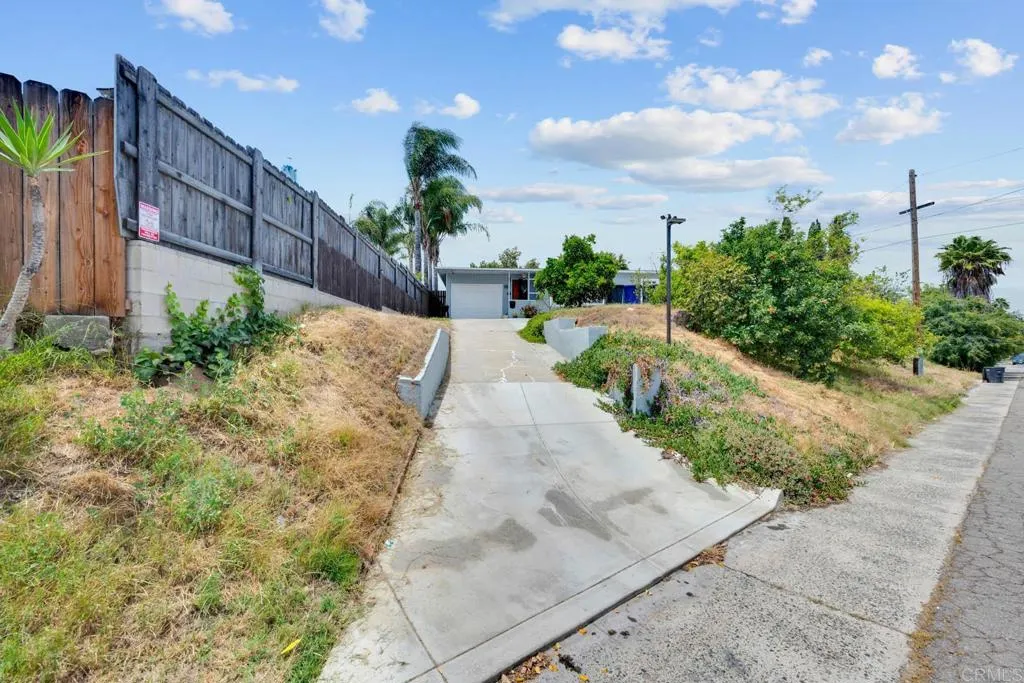 https://cdn.realtyfeed.com/cdn/127/306527493/a4690a05f5454c0eed012d2f2a5a9531.webp