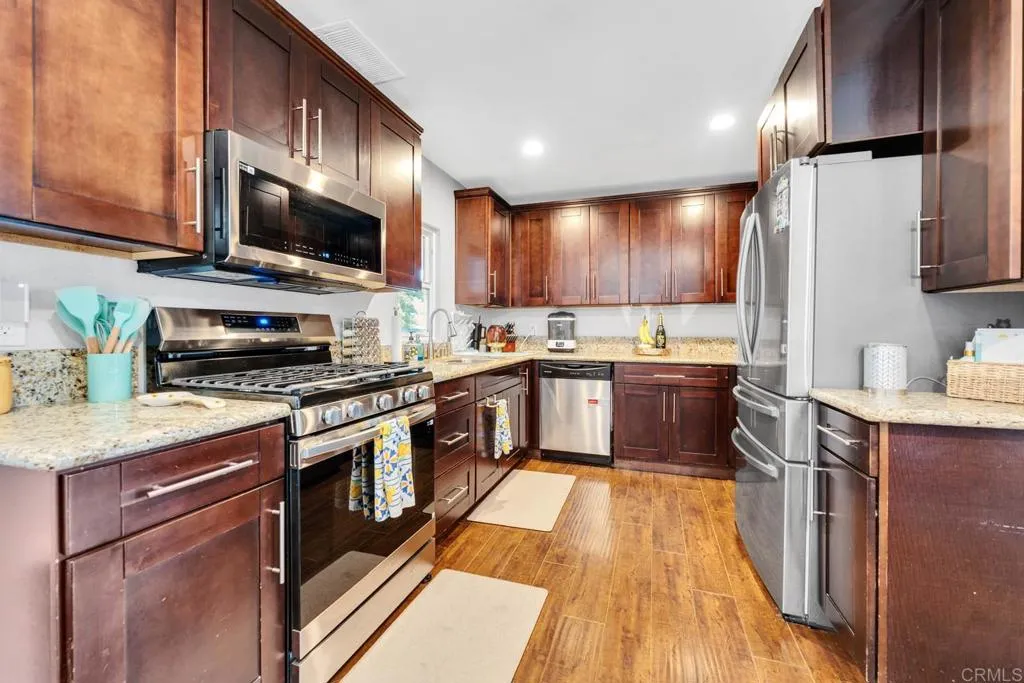 https://cdn.realtyfeed.com/cdn/127/306527493/b67c082eb7b7be6949392456b2b775e9.webp