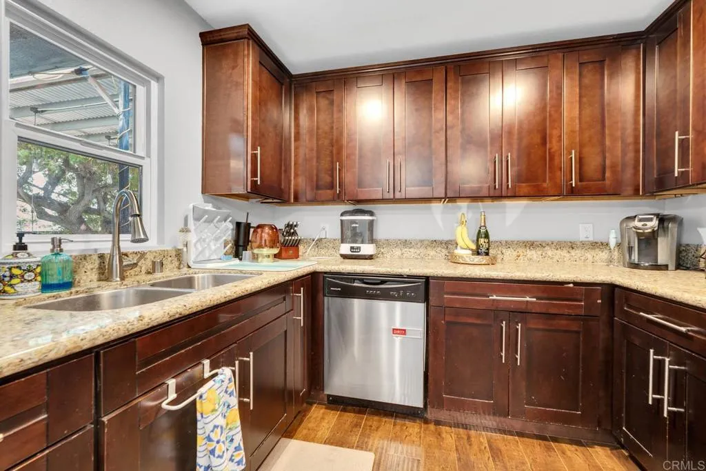 https://cdn.realtyfeed.com/cdn/127/306527493/dc3b37577b2b3b80f75929734088b775.webp