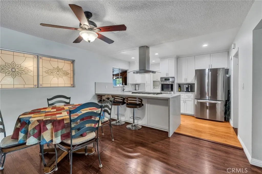 https://cdn.realtyfeed.com/cdn/127/306527499/296f3b52b1897b46d1ba95c13755f8b7.webp