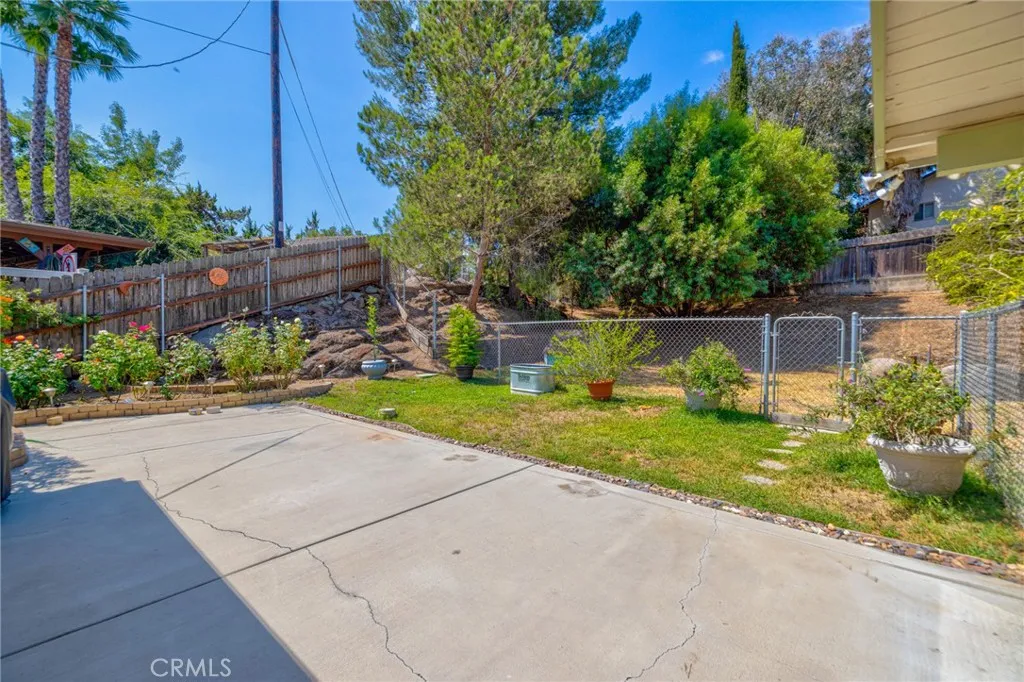 https://cdn.realtyfeed.com/cdn/127/306527499/6912889cbd1a66c2f5b165661e439cc3.webp