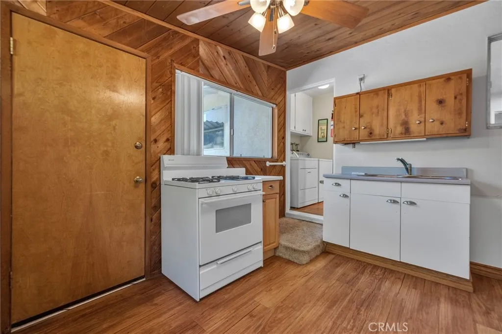 https://cdn.realtyfeed.com/cdn/127/306527499/8c01aa05754b3ae8938a3b3502d57c66.webp