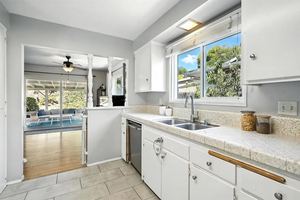https://cdn.realtyfeed.com/cdn/127/306527526/7930e54ecf81ecbd2d401e8c10f2adac.webp