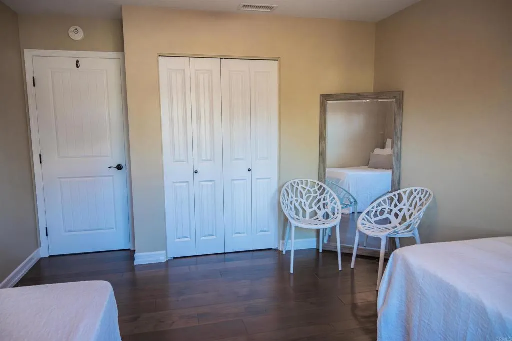 https://cdn.realtyfeed.com/cdn/127/306527529/0f2fa4740e263c13a5d312e3a555ee9d.webp