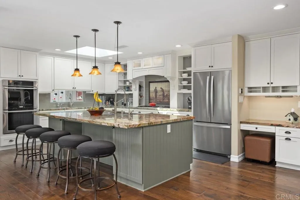 https://cdn.realtyfeed.com/cdn/127/306527529/5bd73281fcaaaac94426d30b87414311.webp