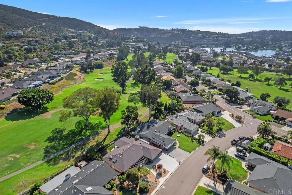 https://cdn.realtyfeed.com/cdn/127/306527529/86c89257caaced9260e741b4ce9a11a3.webp