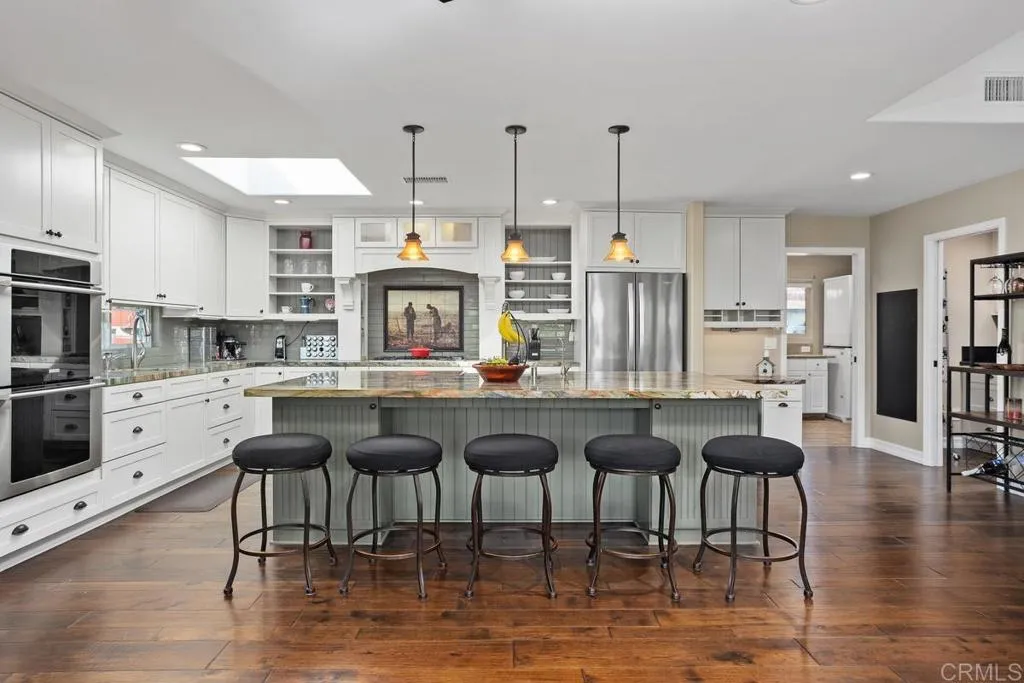 https://cdn.realtyfeed.com/cdn/127/306527529/e9e033cb08db2ce340e50ed1cc121503.webp
