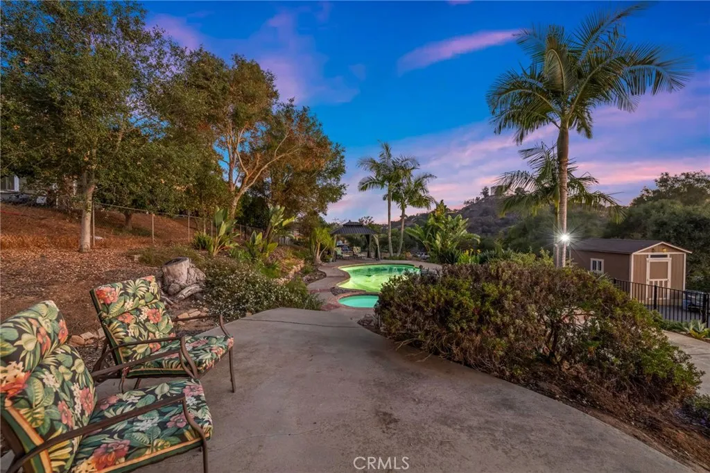 https://cdn.realtyfeed.com/cdn/127/306527535/24e1206e9e3e267e2a0c9f889cbf3a52.webp