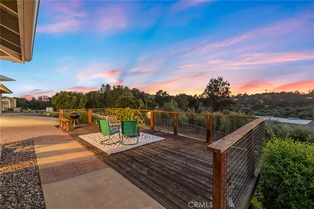 https://cdn.realtyfeed.com/cdn/127/306527535/4bb5480e2ea2fcbc7cc6847d35e8d559.webp