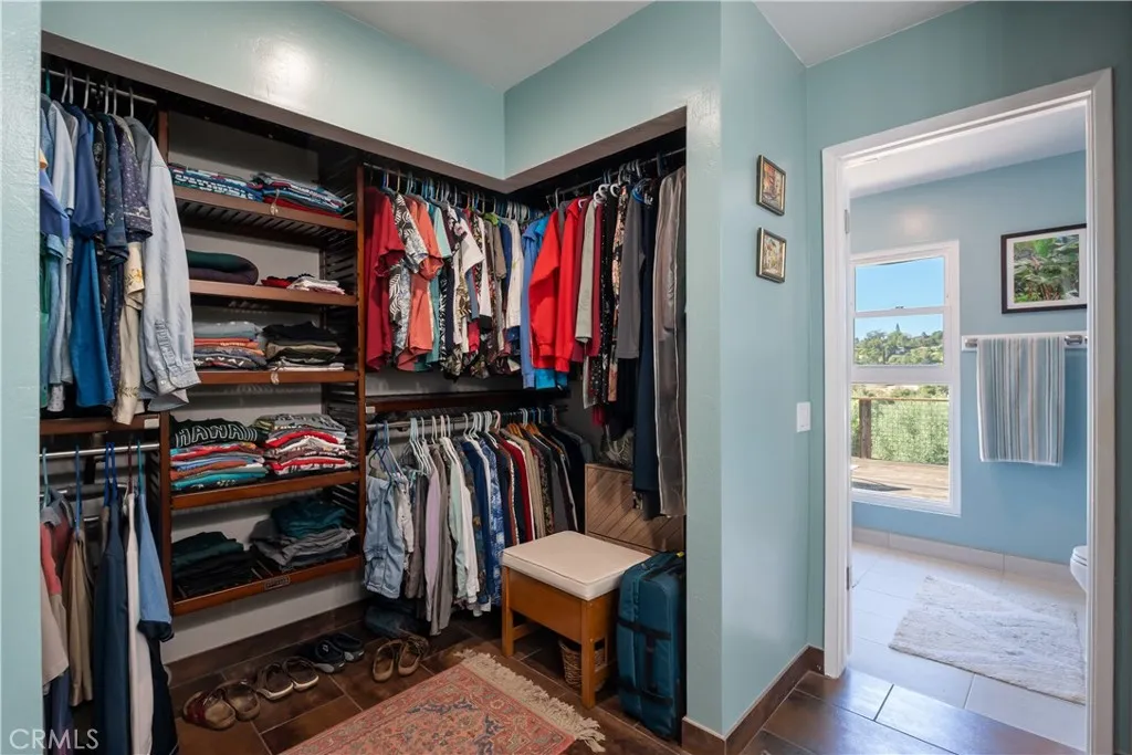 https://cdn.realtyfeed.com/cdn/127/306527535/b503f259736de7cd6afb833a37b91d5a.webp