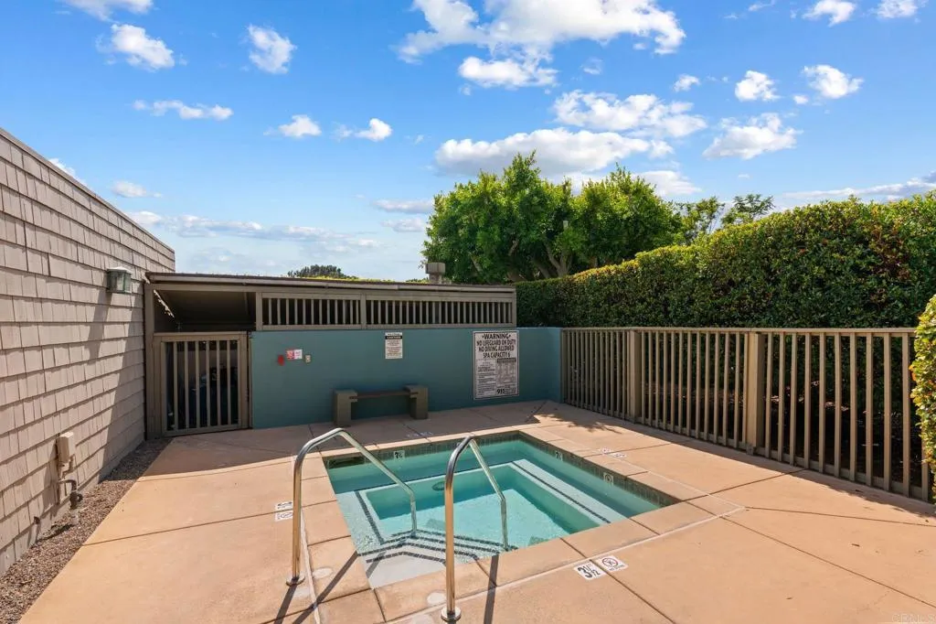https://cdn.realtyfeed.com/cdn/127/306527539/5c12cbed32fd04f819a3c01710d27b0f.webp