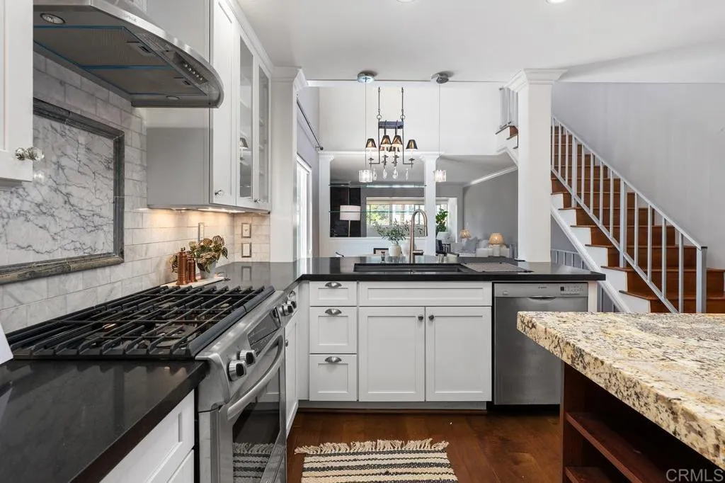 https://cdn.realtyfeed.com/cdn/127/306527545/44758ef3781c7300978fae8bb4aa445d.webp