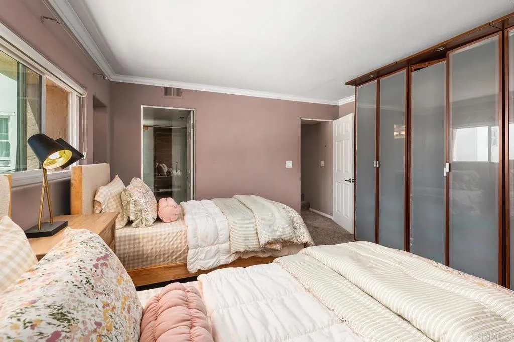 https://cdn.realtyfeed.com/cdn/127/306527545/84ef9c913e353b96d57eb68ad3710507.webp