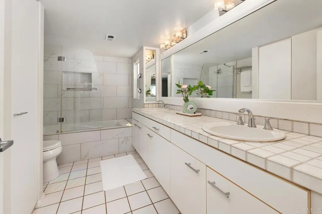 https://cdn.realtyfeed.com/cdn/127/306527545/9c6dd6440dfbbe2a9cd85f70171af27a.webp