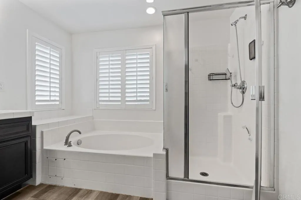 https://cdn.realtyfeed.com/cdn/127/306527547/081ce325d053d635b30f055b432b4f09.webp