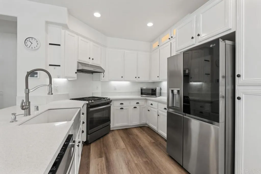 https://cdn.realtyfeed.com/cdn/127/306527547/3fc50e7cde1ba14ff0975dda5b1f6fe1.webp