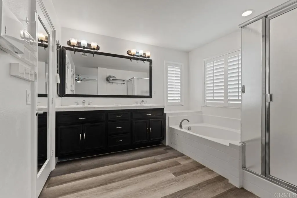 https://cdn.realtyfeed.com/cdn/127/306527547/43f39a39766730c343be4eacaf3fdaee.webp