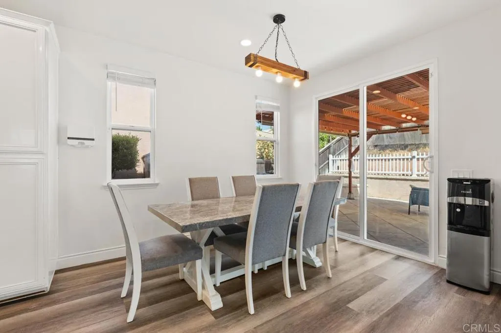 https://cdn.realtyfeed.com/cdn/127/306527547/ad1887bb735c9ee7c336b317e6a09c61.webp
