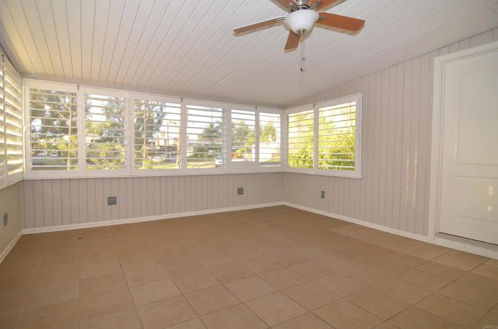 https://cdn.realtyfeed.com/cdn/127/306527549/3ea845485c23a903459554a92b5cbba2.webp