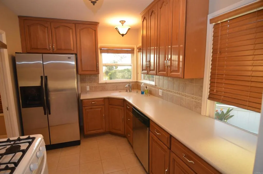 https://cdn.realtyfeed.com/cdn/127/306527549/5433652320b5c995a290a8252931da95.webp