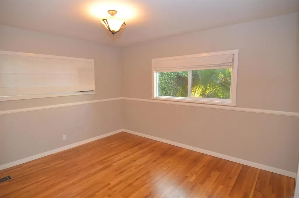 https://cdn.realtyfeed.com/cdn/127/306527549/ffe1e731030c70a52b8cce64e00ca12d.webp
