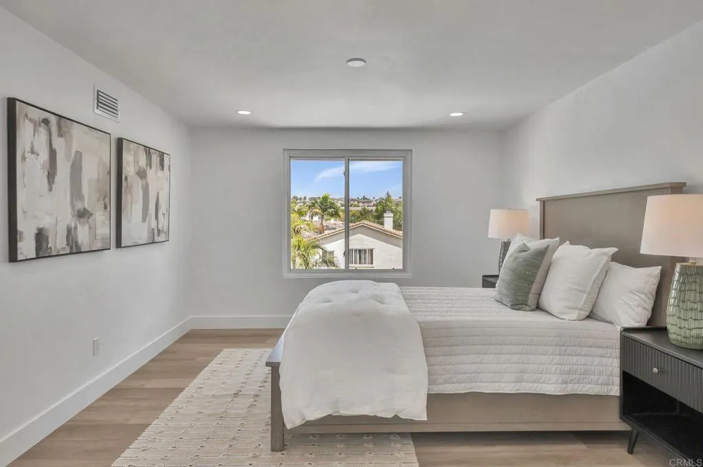 https://cdn.realtyfeed.com/cdn/127/306527596/27aac519b61d30032eea8359715a016f.webp