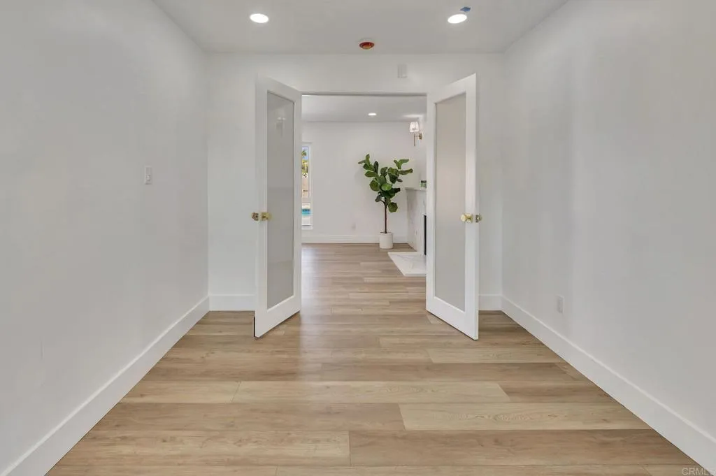 https://cdn.realtyfeed.com/cdn/127/306527596/57278951e1df7a296a9ad3a0d8b01035.webp