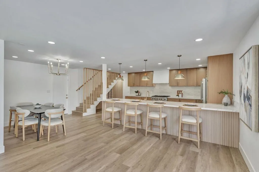 https://cdn.realtyfeed.com/cdn/127/306527596/9ff3a5a87d96f00c72be8ce024c161f5.webp