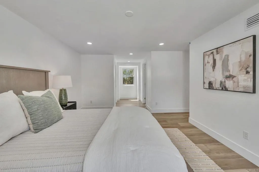 https://cdn.realtyfeed.com/cdn/127/306527596/df1849e118b95a142a7eb0f76783cd8d.webp