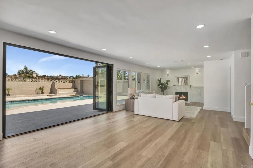 https://cdn.realtyfeed.com/cdn/127/306527596/fd78ecfb5d9ddd4d5b30b7fafc0ddd9b.webp