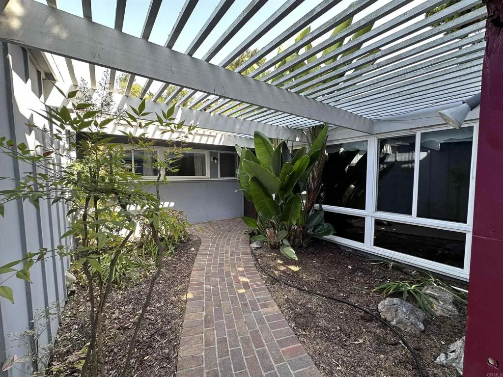 https://cdn.realtyfeed.com/cdn/127/306527664/3862c97c970f0c6c0c53a331b3fd68c5.webp