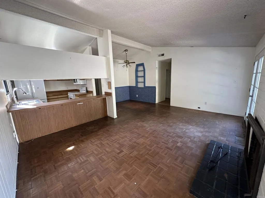 https://cdn.realtyfeed.com/cdn/127/306527664/95ab0c37c99e005a5425d6c0ed23be0e.webp