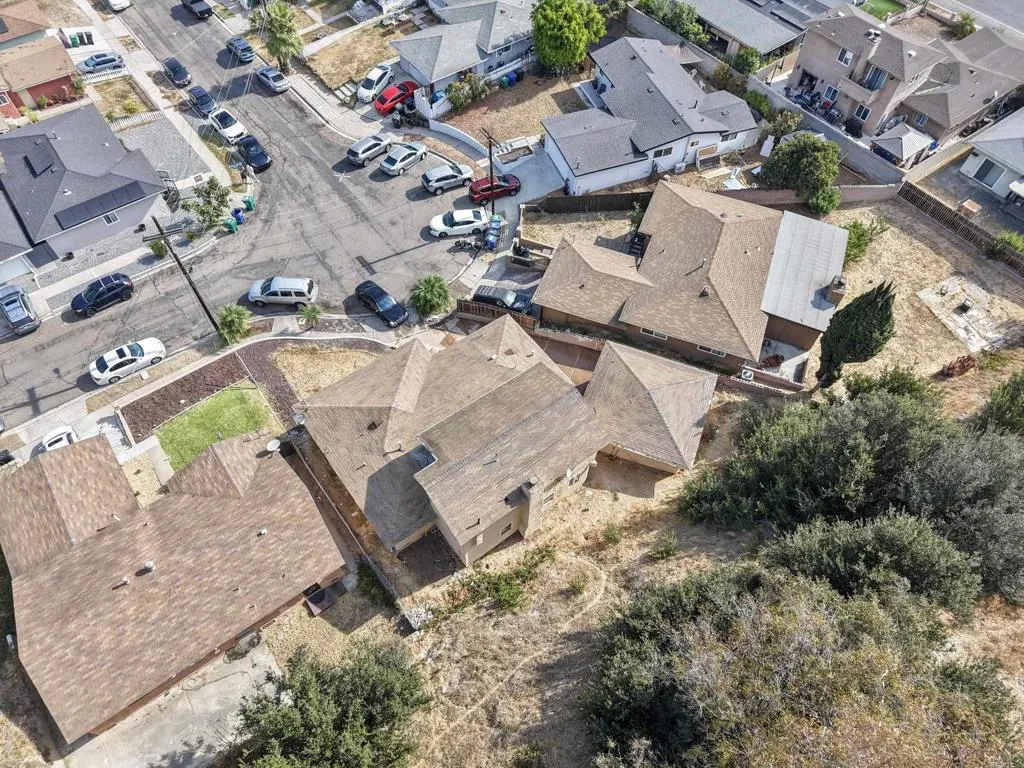 https://cdn.realtyfeed.com/cdn/127/306527775/998747ec9f0937a799acbf4329fb2d96.webp