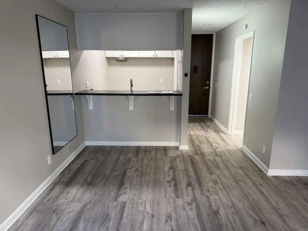 https://cdn.realtyfeed.com/cdn/127/306527812/a52c44d694af75718e76621fe30cb3c2.webp