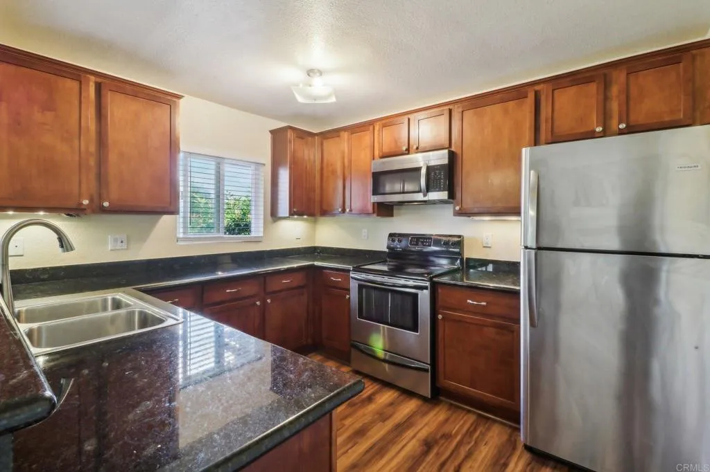 https://cdn.realtyfeed.com/cdn/127/306527816/ee12d186122dab381730962edc695b17.webp